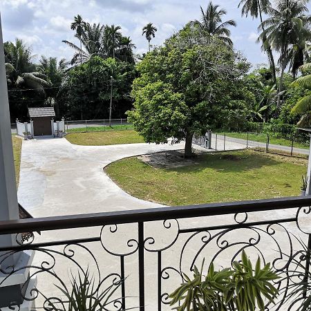 Darney'S Homestay Kg Bangau Tanjung تميرلوه المظهر الخارجي الصورة
