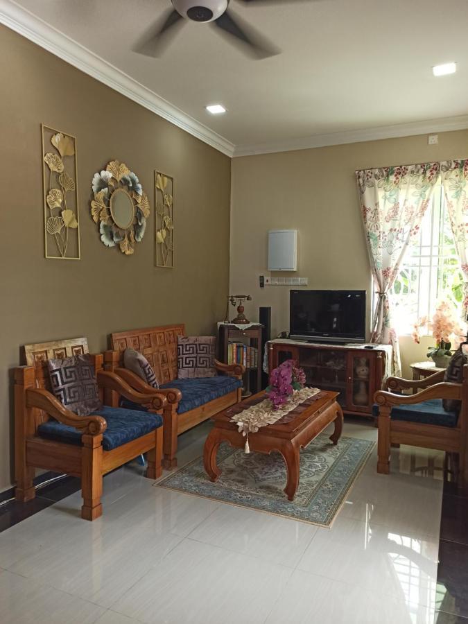 Darney'S Homestay Kg Bangau Tanjung تميرلوه المظهر الخارجي الصورة